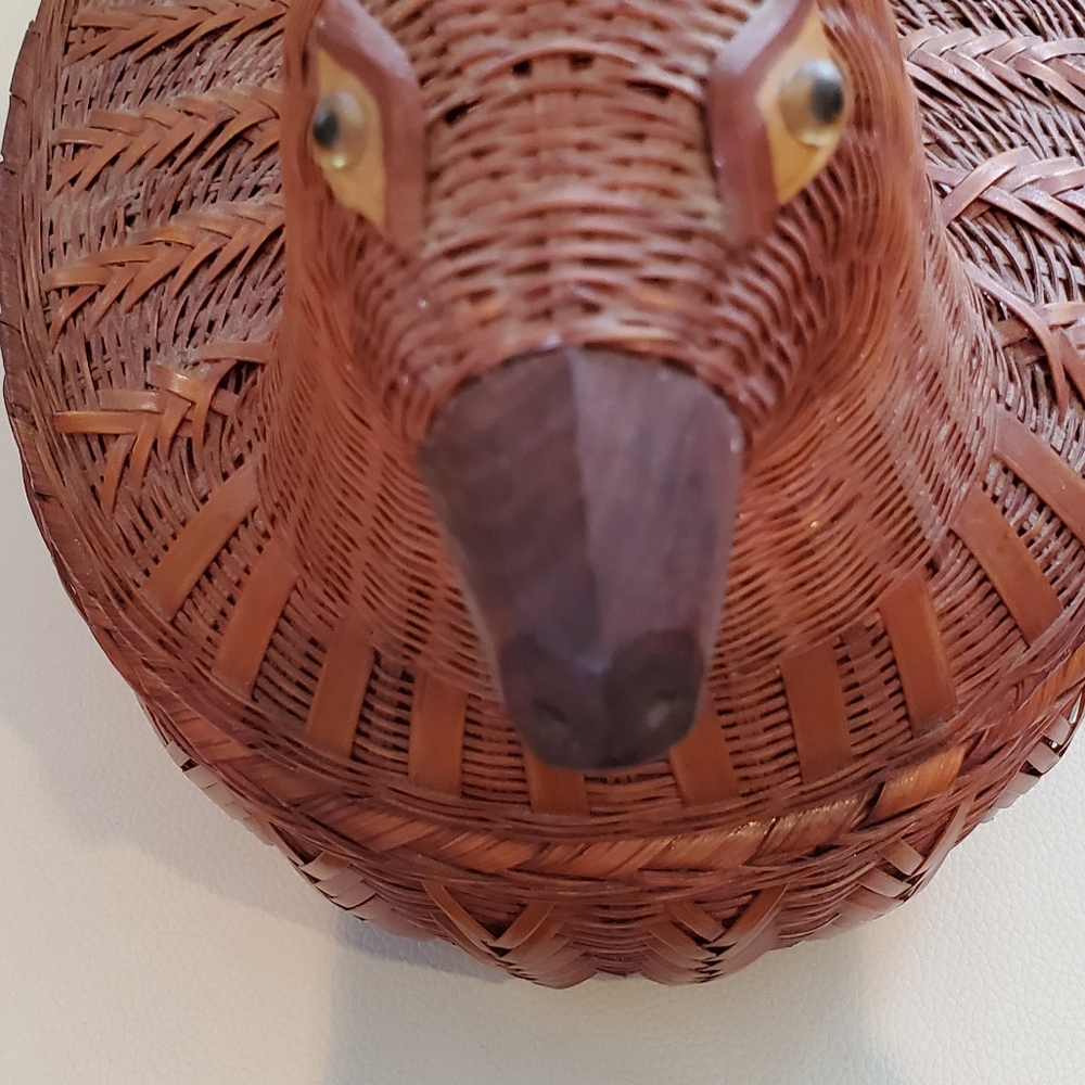 Vintage Handwoven Animal Basket - Picture 5 of 16